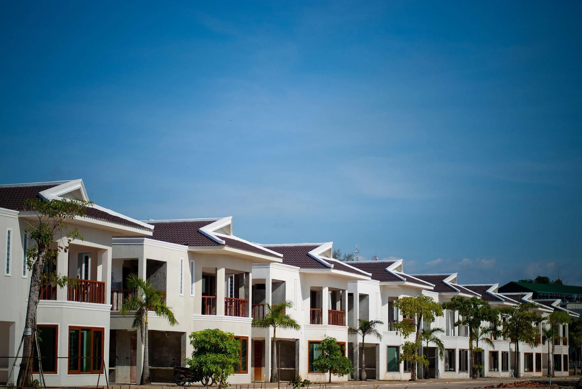 Domrai Boutique Hotel Sihanoukville Exterior foto